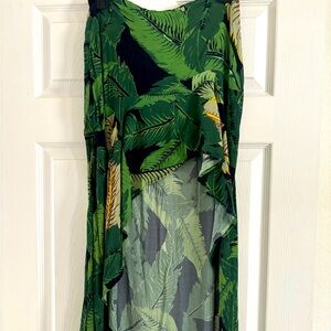 Beach riot, asymmetrical skirt, and perfect condition